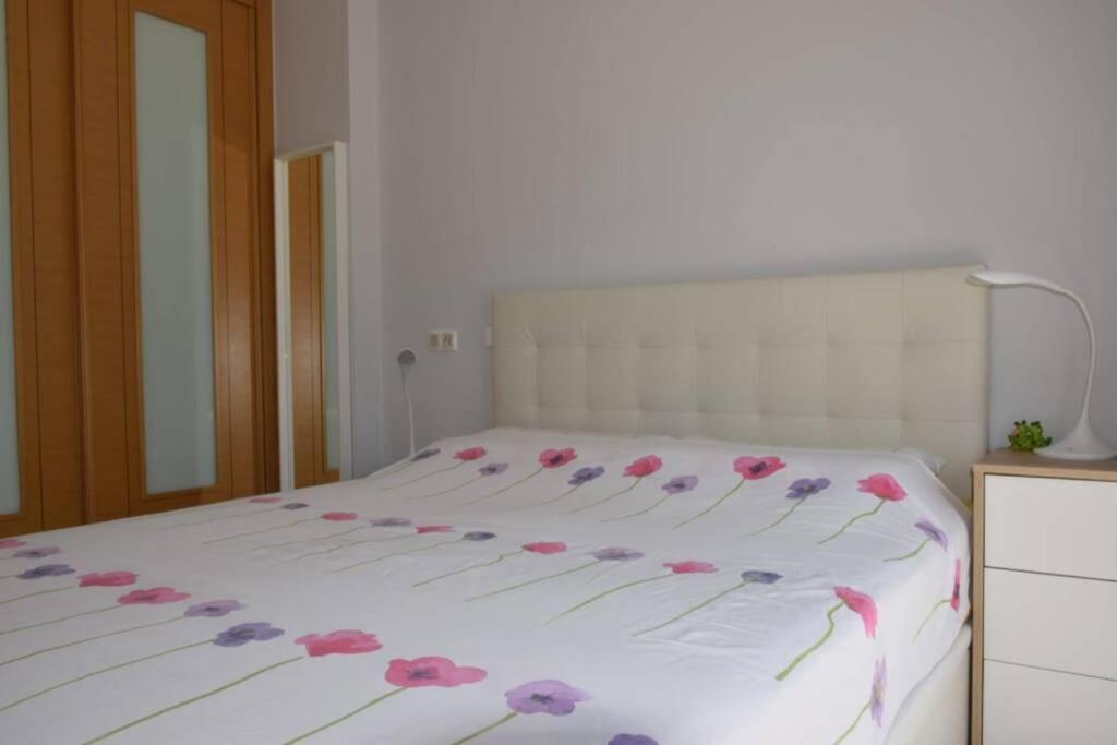 Brina, Stylish Apartment In Portimão Esterno foto