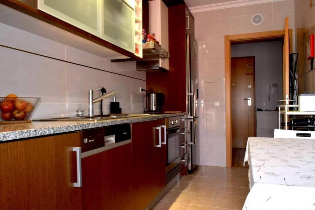Brina, Stylish Apartment In Portimão Esterno foto